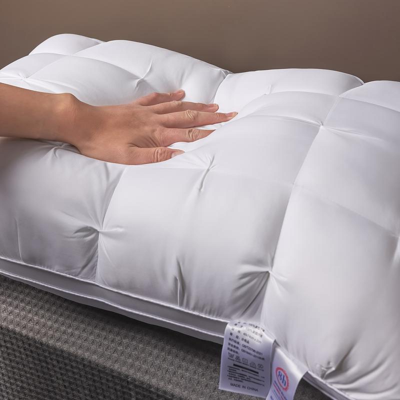 Luxury 5-Star Hotel Pillow
